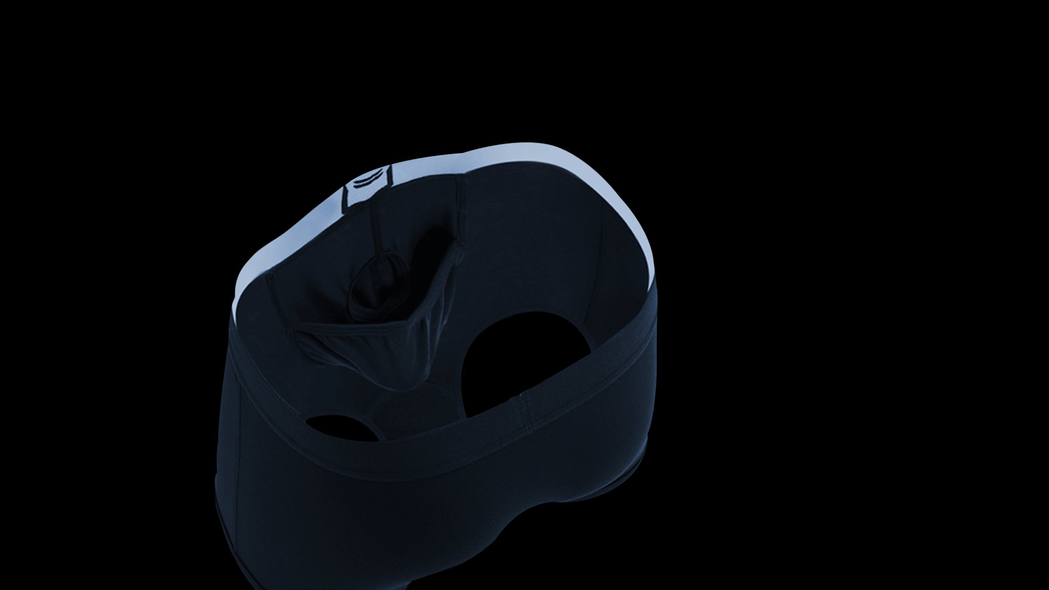 files/2.1-black-pouch-hero.jpg