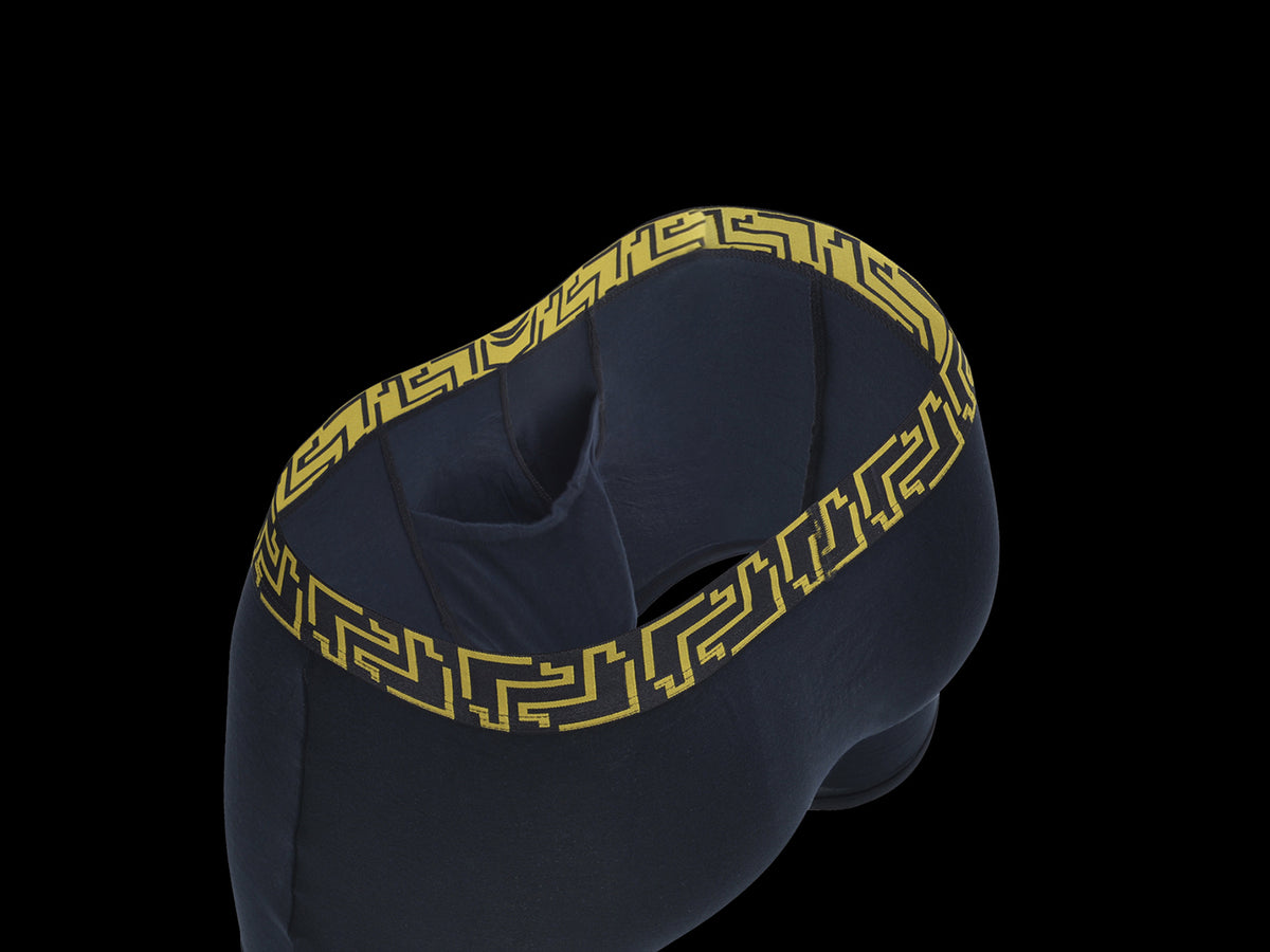 files/3.0-pouch-hero-mobile.jpg
