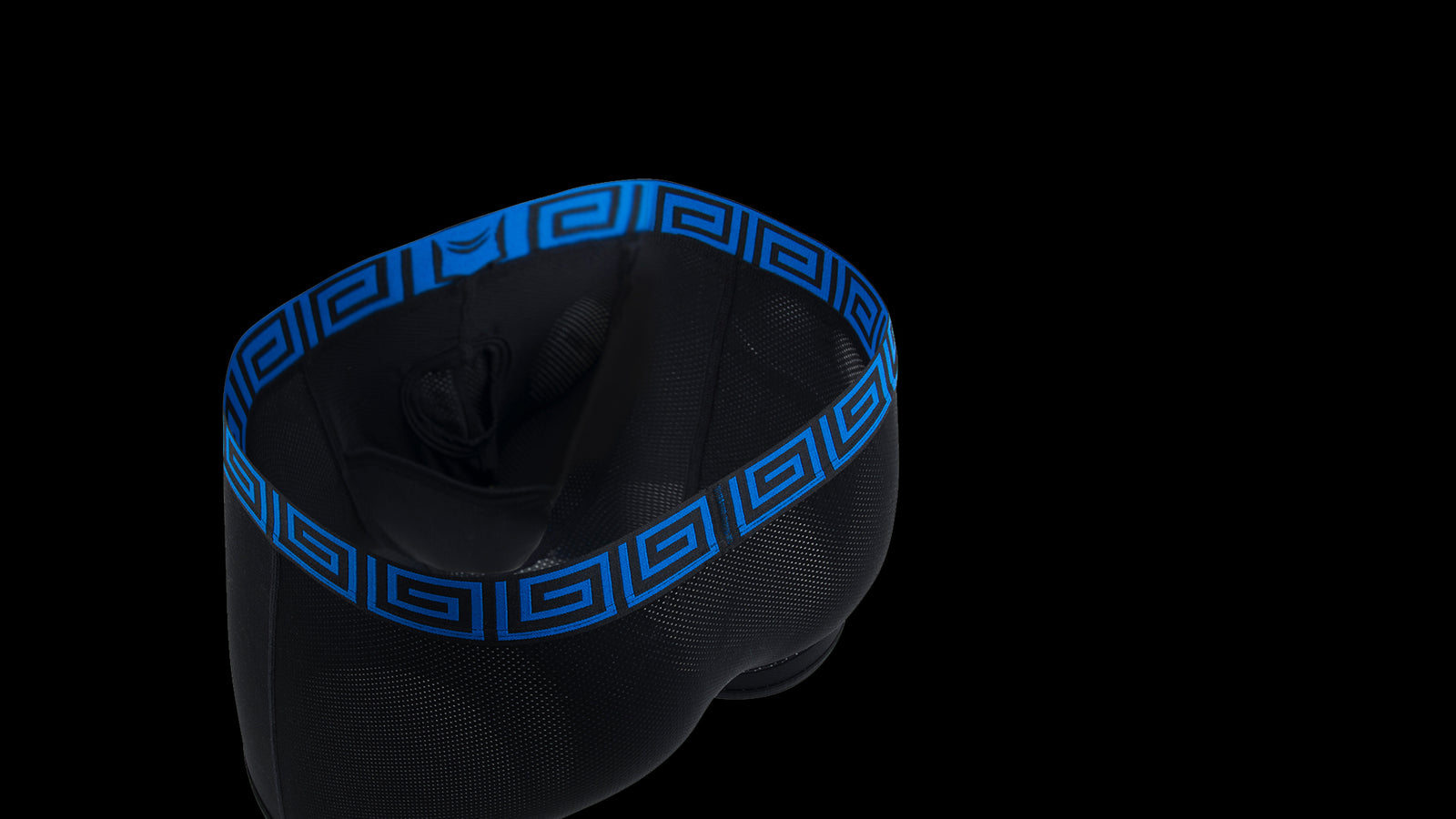 files/4.0-blue-mesh-pouch-hero.jpg