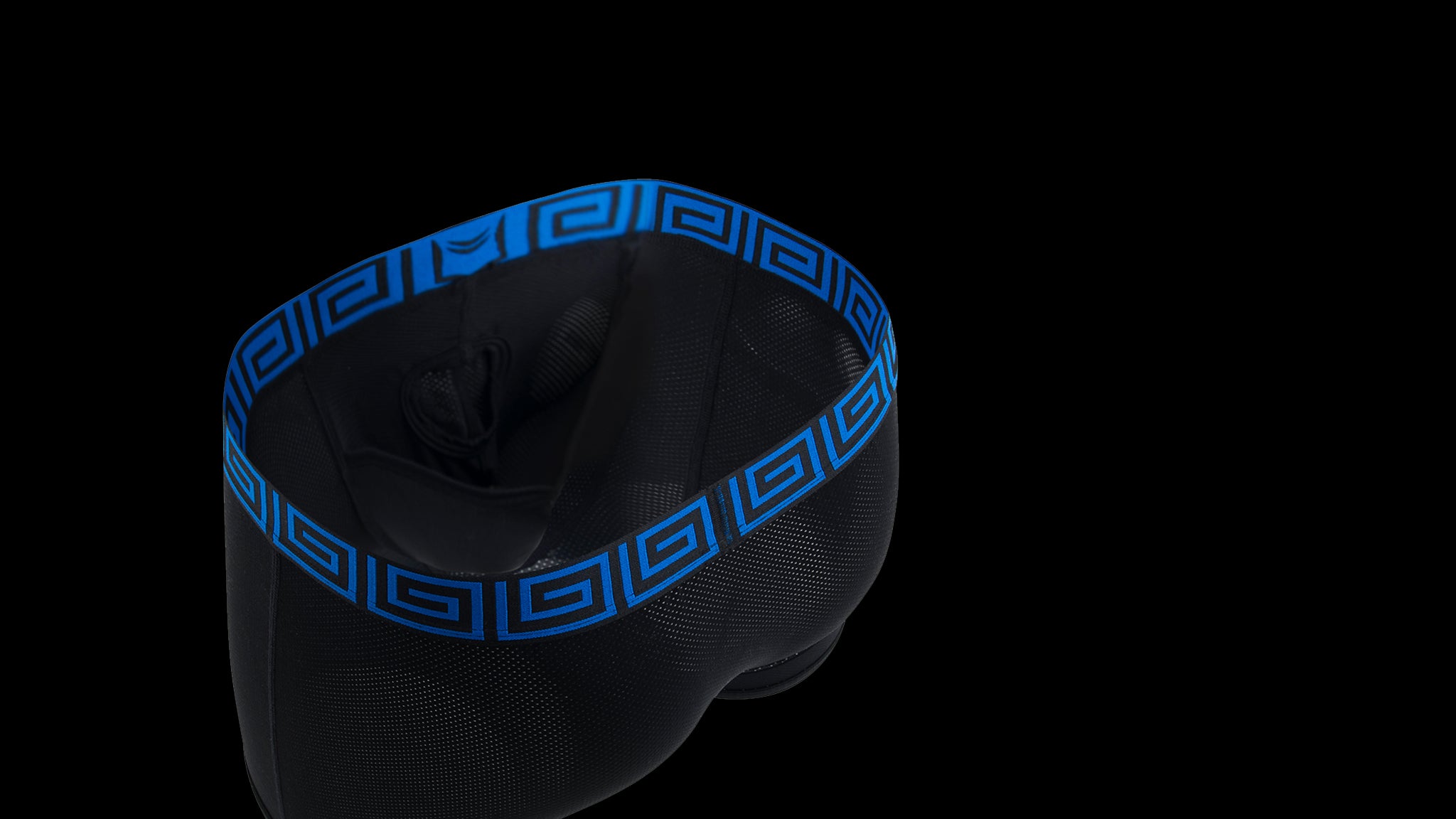 files/4.0-blue-mesh-pouch-hero.jpg